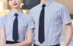 企業(yè)員工襯衫有必要定制嗎？選擇現(xiàn)貨款襯衫定制logo？